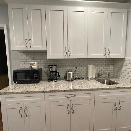 Twelve Oaks Modern Independent Apartment Tampa Luaran gambar