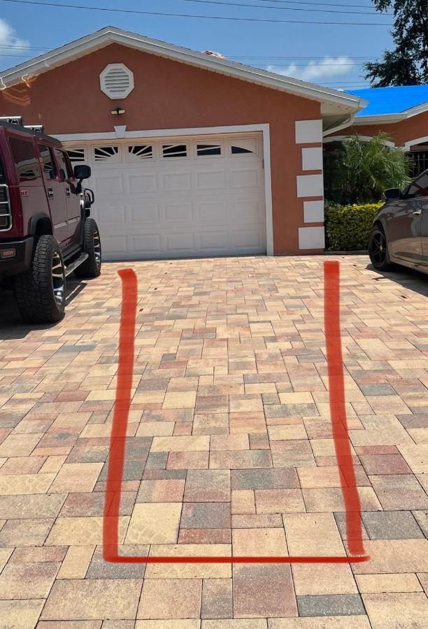 Twelve Oaks Modern Independent Apartment Tampa Luaran gambar